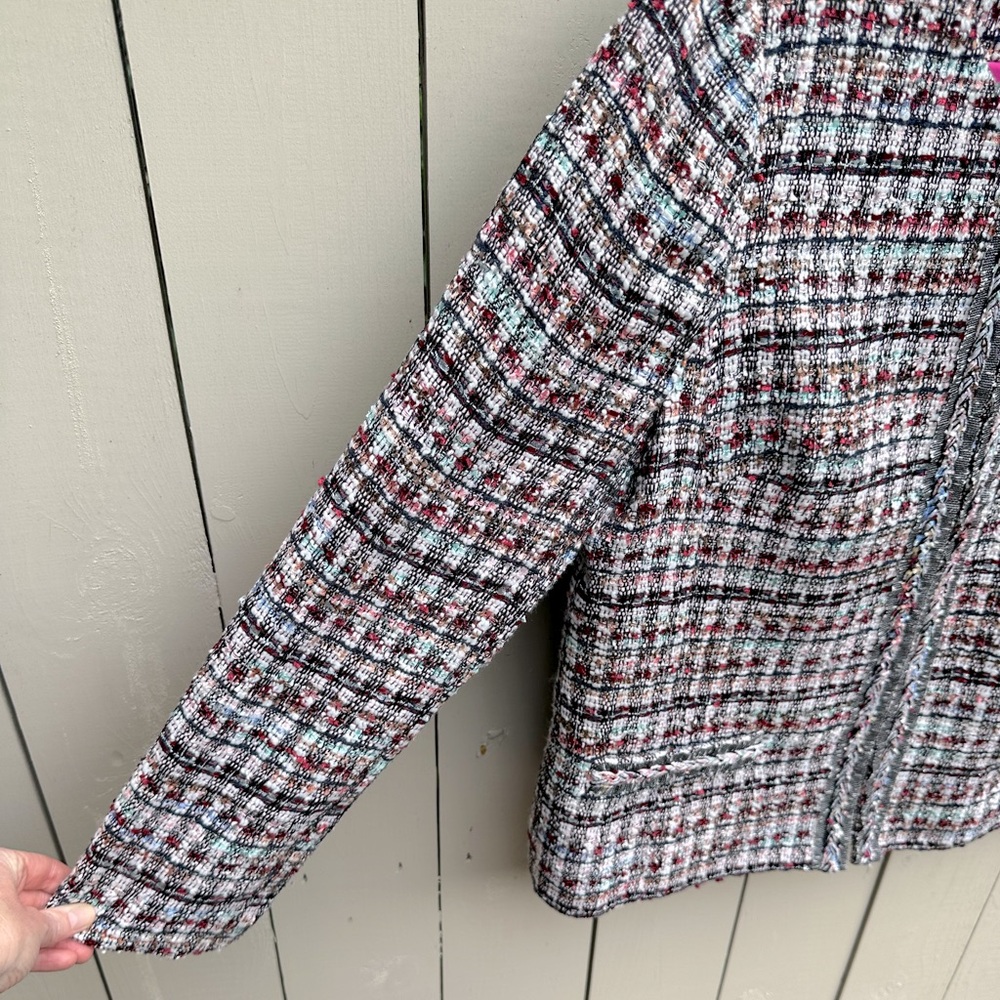 Talbots Adele Tweed lady jacket Blazer Collarless EUC Size 12 - Picture 5 of 12